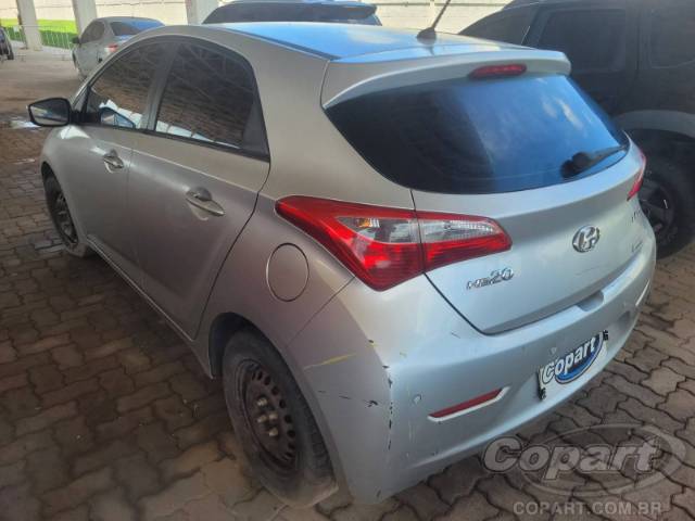 2015 HYUNDAI HB20 