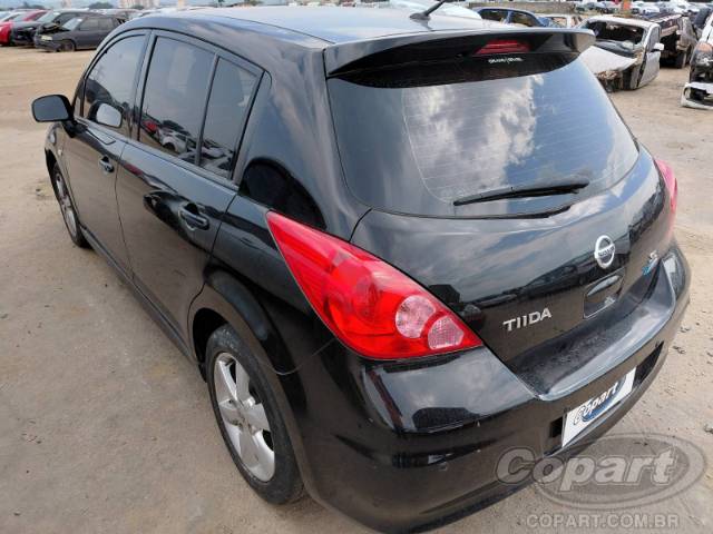2013 NISSAN TIIDA 