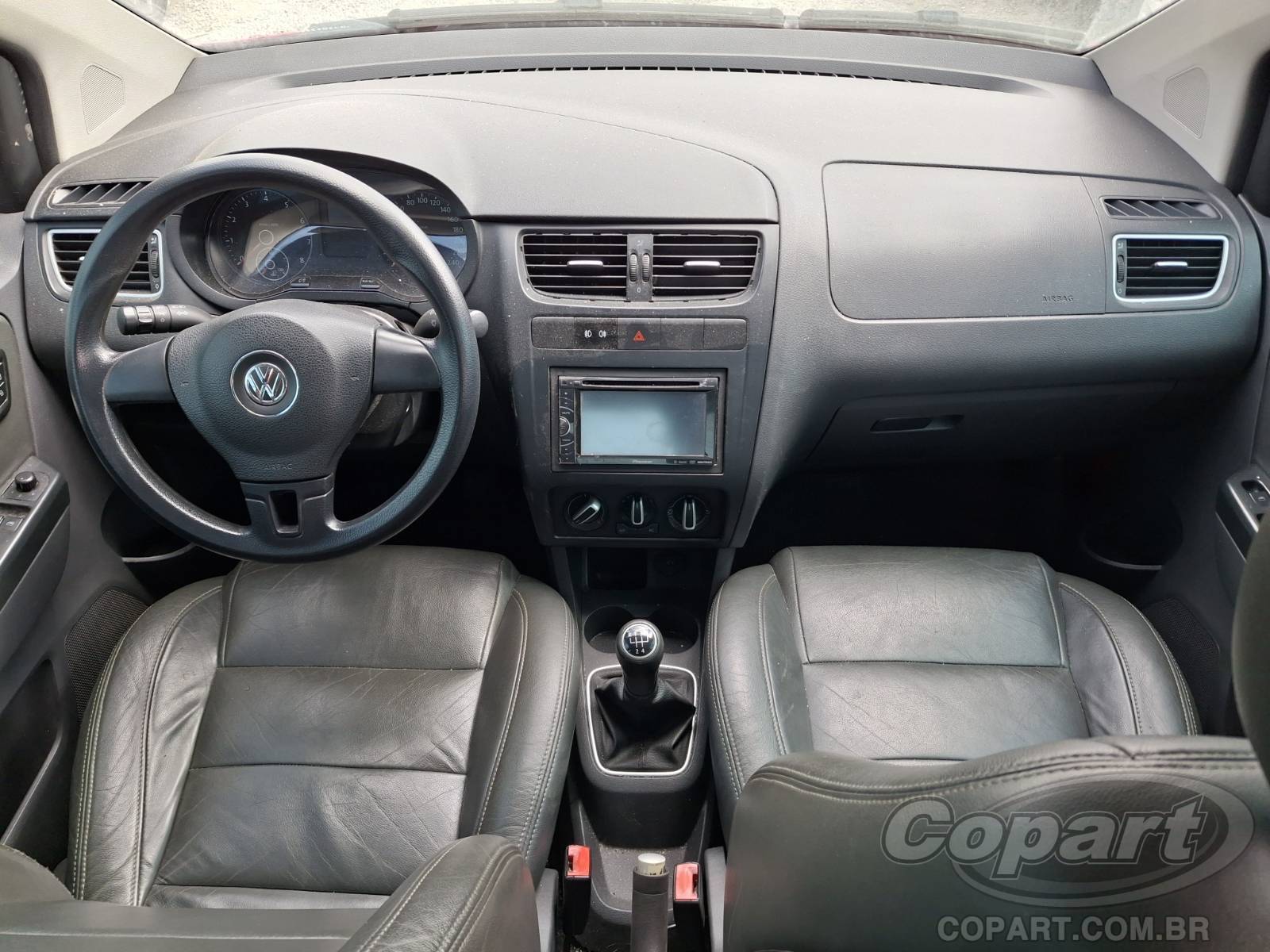 2013 VOLKSWAGEN FOX — foto 9 de 13