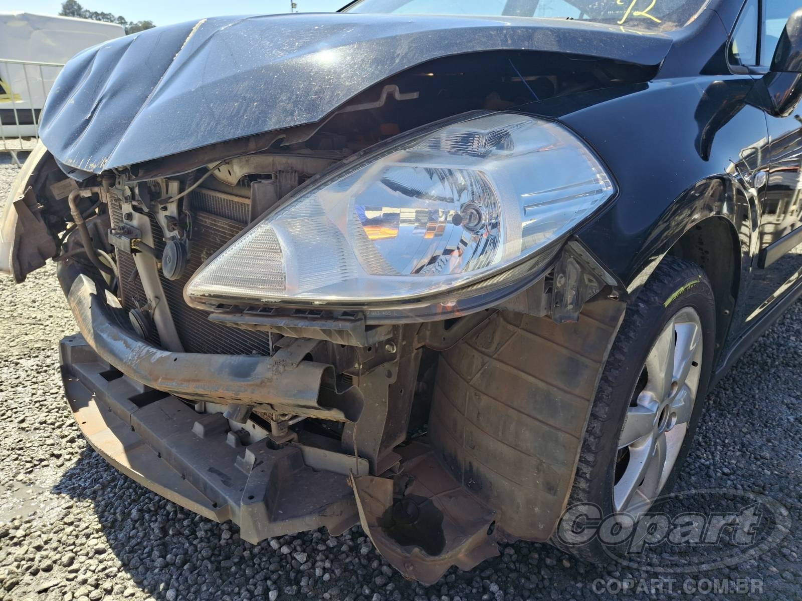 2011 NISSAN TIIDA — foto 13 de 14