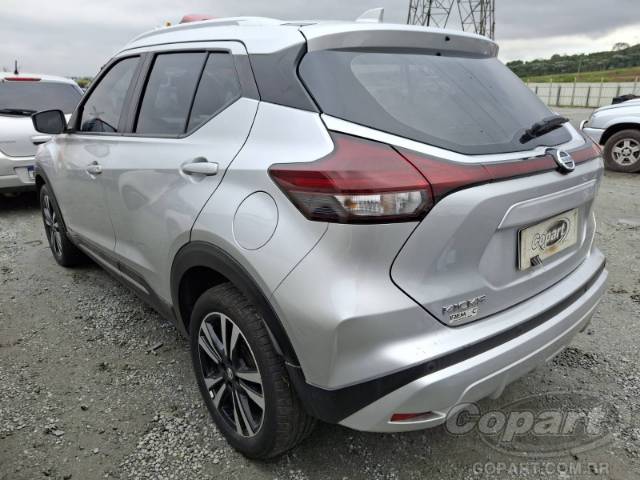 2022 NISSAN KICKS 