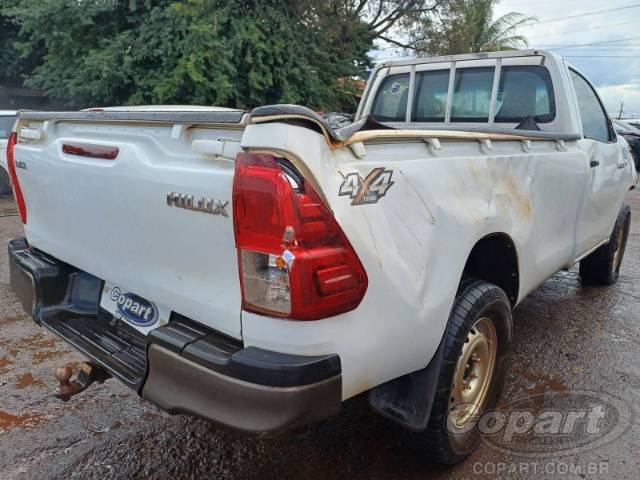 2017 TOYOTA HILUX CS 