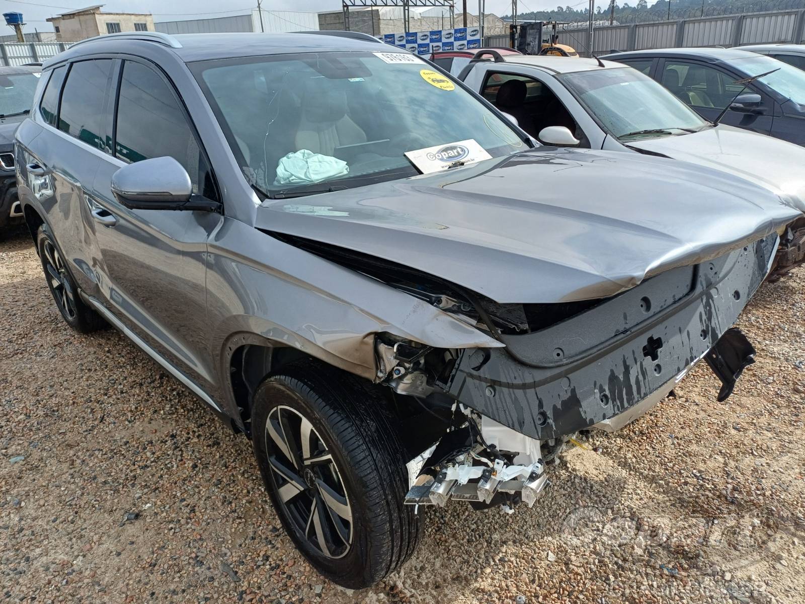 Veículo BYD Song BYD Song Pro GL 1.5 16V DM-I 2025 Médio Dano Frontal 2025 em leilão