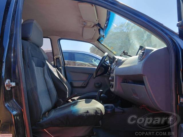2011 VOLKSWAGEN GOL 