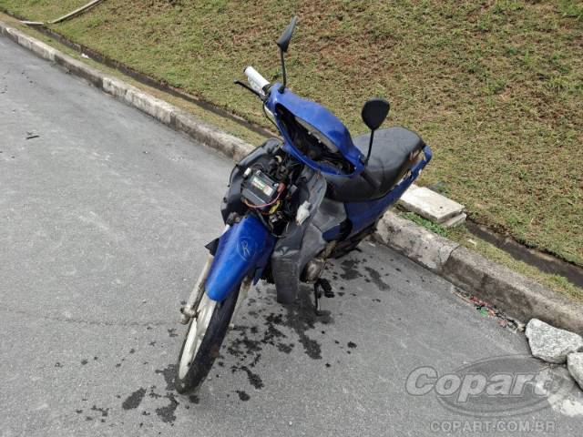 2002 HONDA C 100 