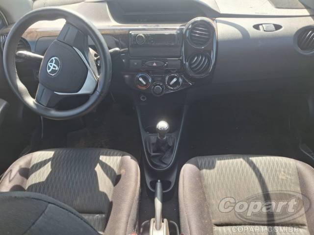 2017 TOYOTA ETIOS SEDA 