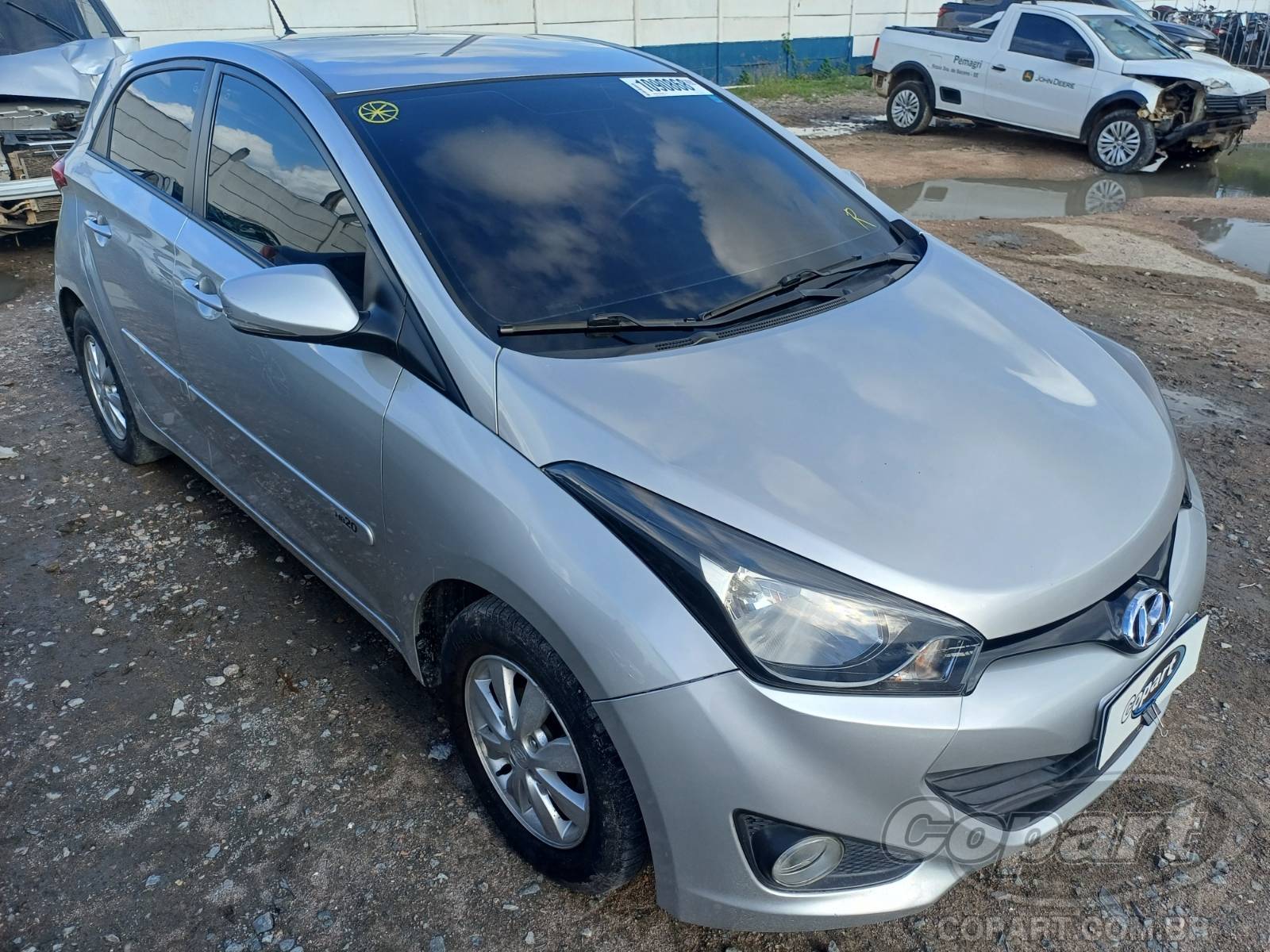 Hyundai Hb20 2014 em leilão
