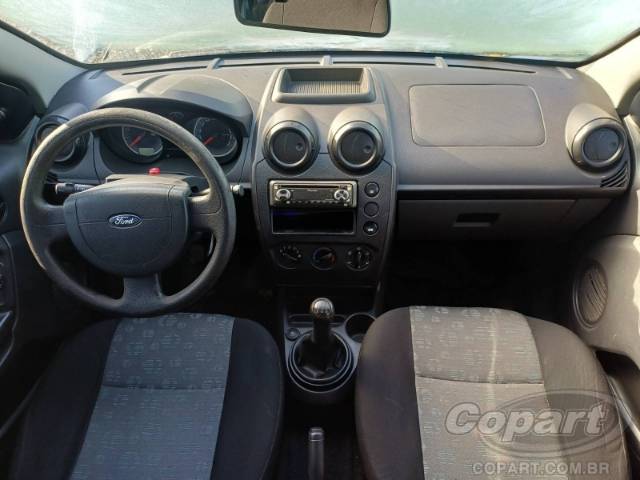 2011 FORD FIESTA 