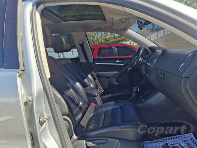 2012 VOLKSWAGEN TIGUAN 