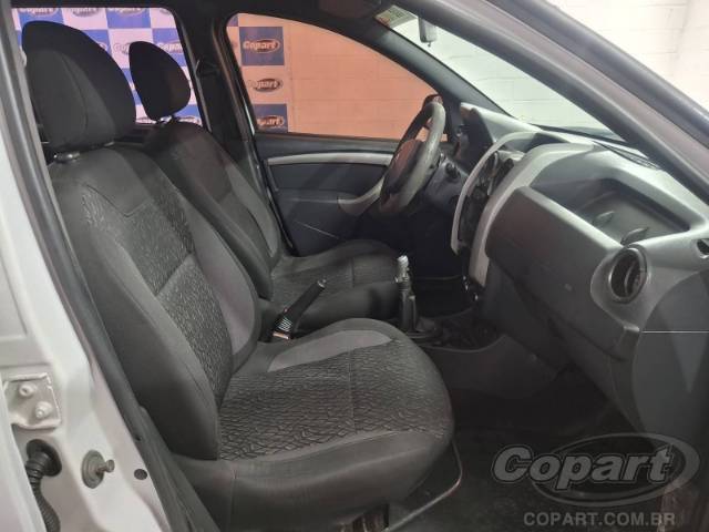 2019 RENAULT DUSTER OROCH 