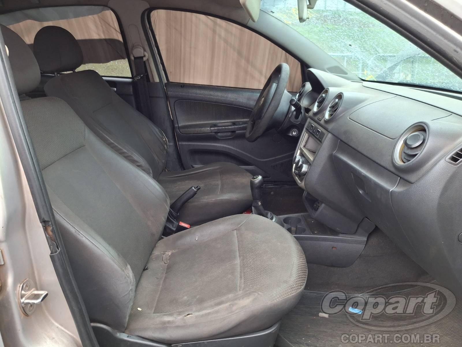 2011 VOLKSWAGEN VOYAGE — foto 5 de 10