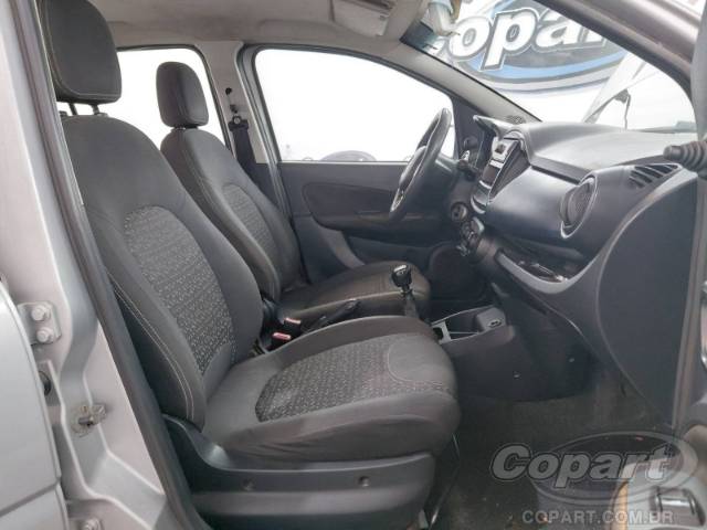 2020 FIAT UNO 