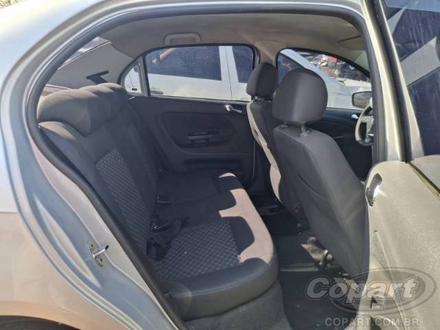 2016 VOLKSWAGEN VOYAGE 