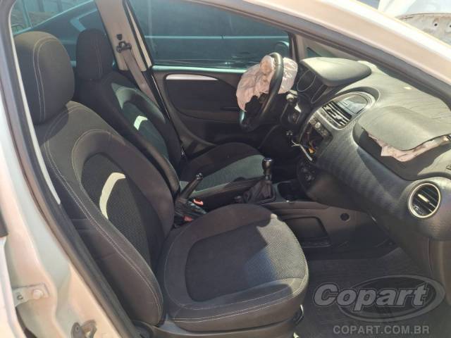2015 FIAT PUNTO 