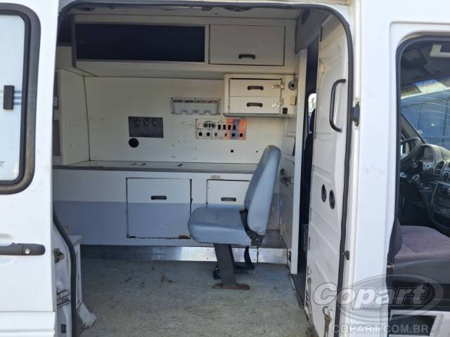 2004 MERCEDES BENZ SPRINTER 