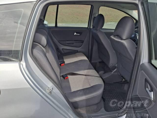 2013 VOLKSWAGEN SPACEFOX 