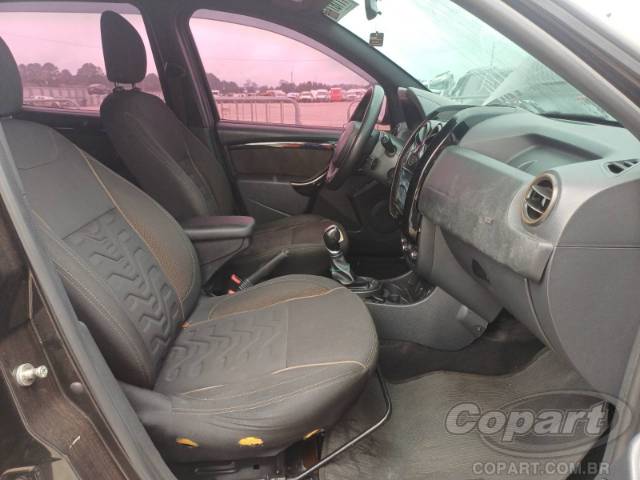 2017 RENAULT DUSTER 