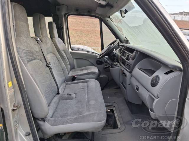 2011 RENAULT MASTER MINIBUS 