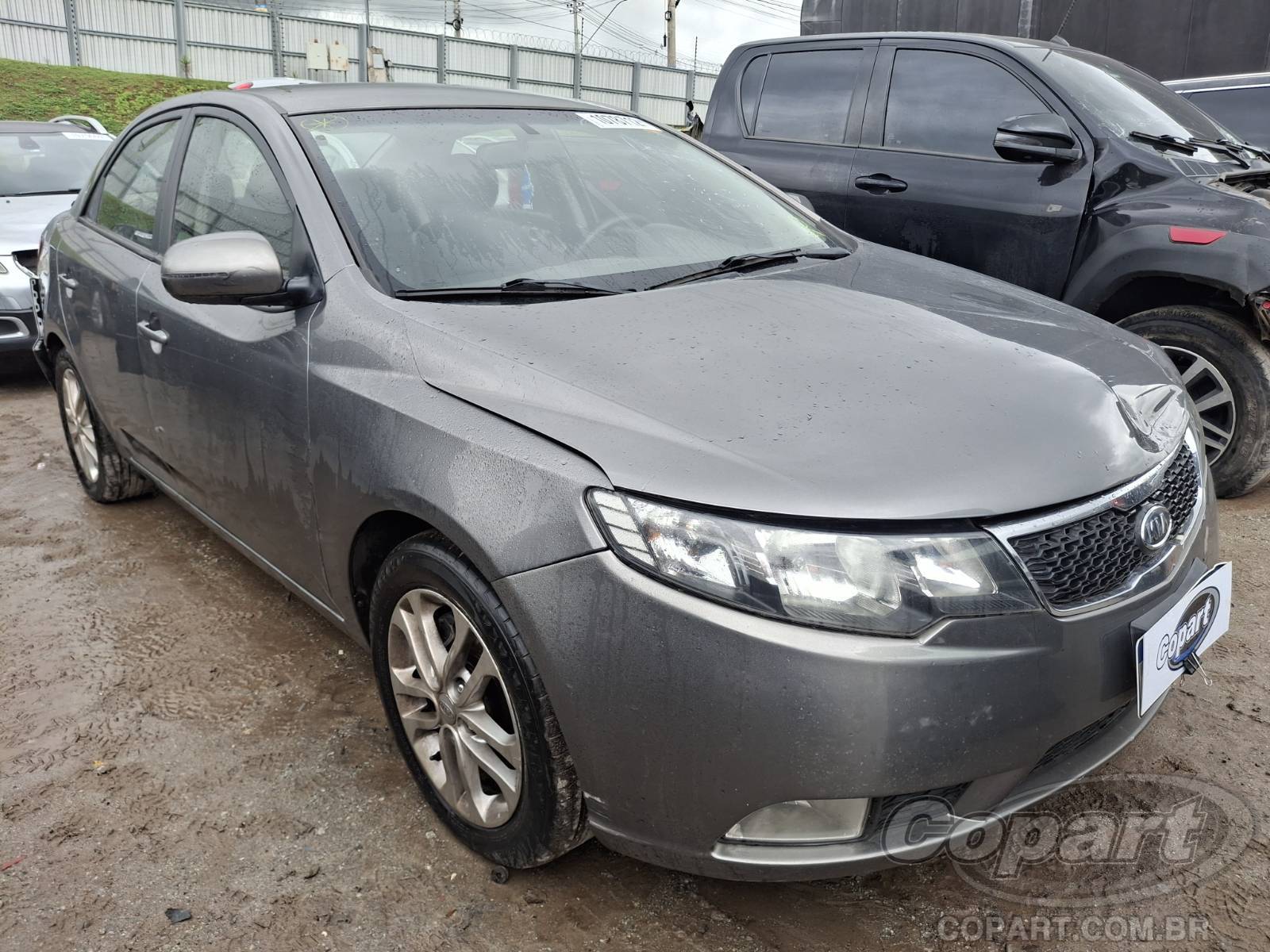 Veículo Hyundai Cerato KIA CERATO 2011 - Motor dá partida 2011 em leilão