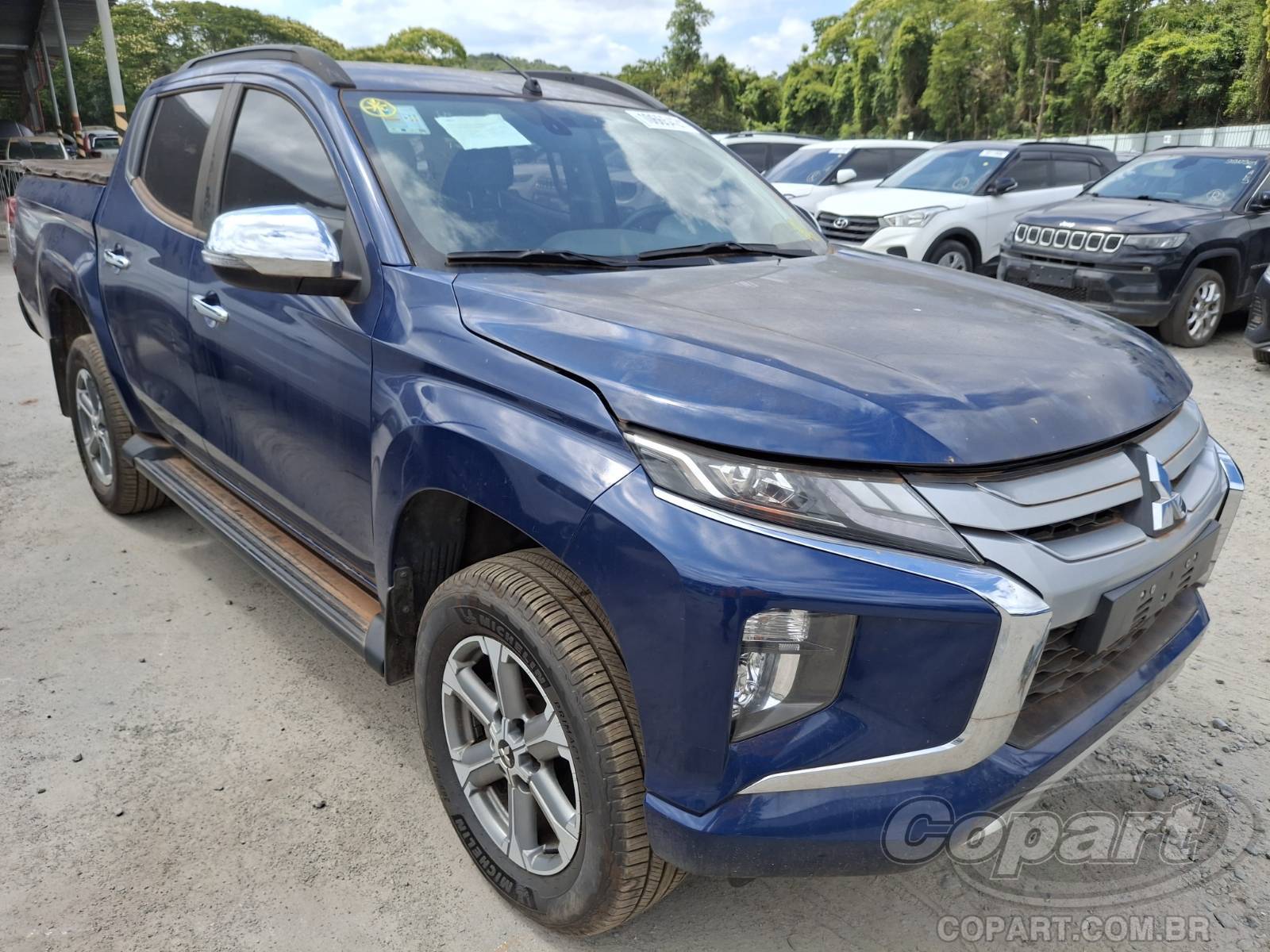 Mitsubishi L200 Triton 2025