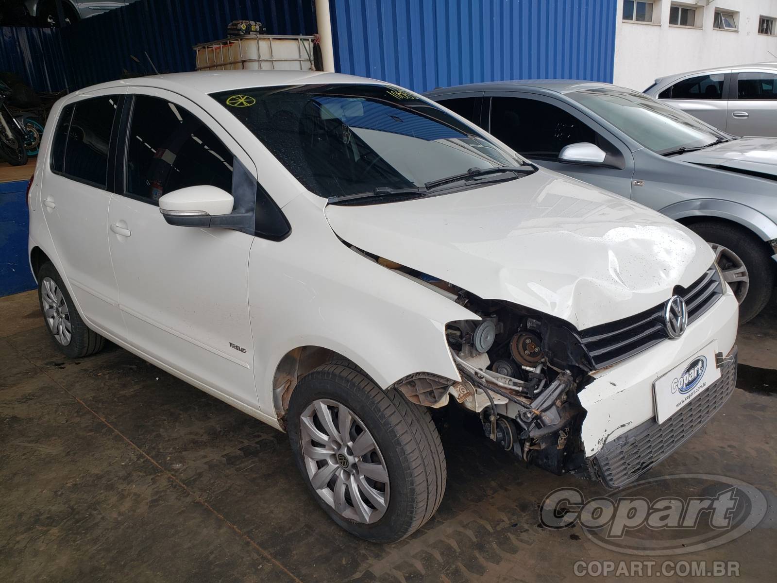 Veículo VW - VolksWagen Fox VOLKSWAGEN FOX 1.0 TOTAL FLEX 2013 2013 em leilão