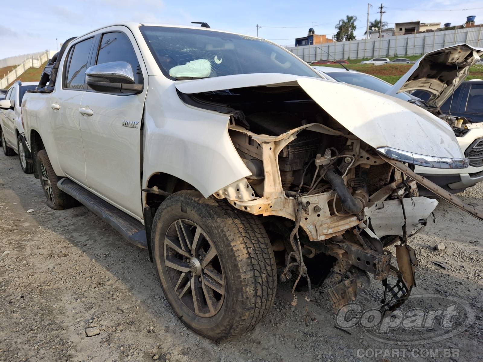 Veículo Toyota Hilux Toyota Hilux CD SRV 2.8 D-4D Turbo 2018 Médio Dano Frontal 2018 em leilão