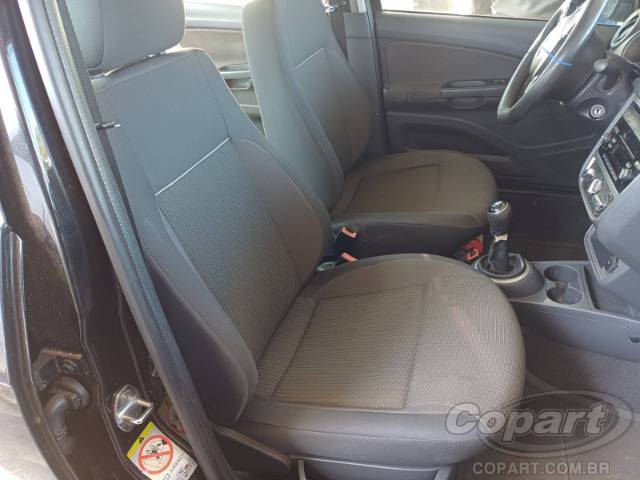 2014 VOLKSWAGEN VOYAGE 