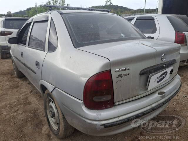 1999 CHEVROLET CORSA SEDAN 