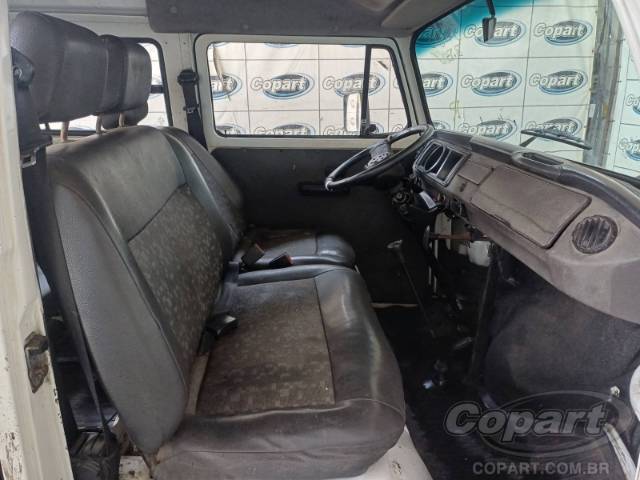 2013 VOLKSWAGEN KOMBI 
