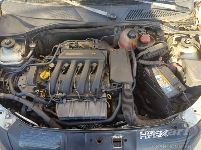 2006 RENAULT CLIO SEDAN 