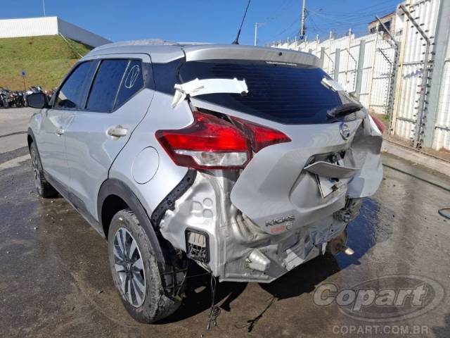 2020 NISSAN KICKS 