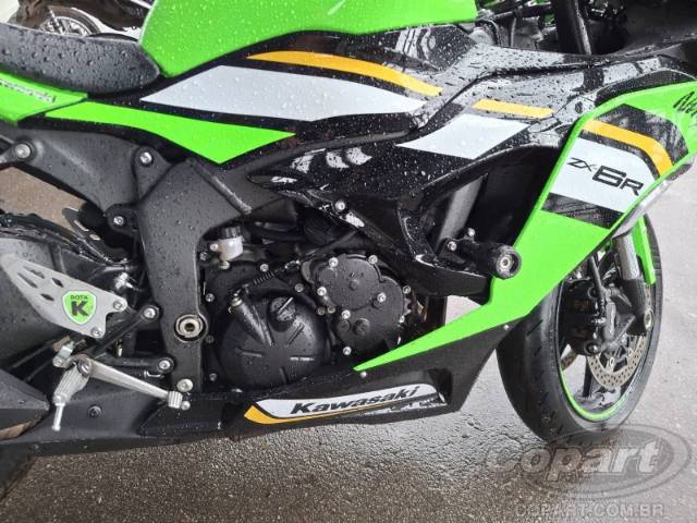 2025 KAWASAKI NINJA ZX-6R 