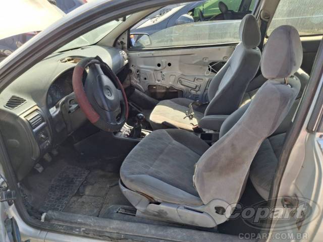2001 CHEVROLET ASTRA 