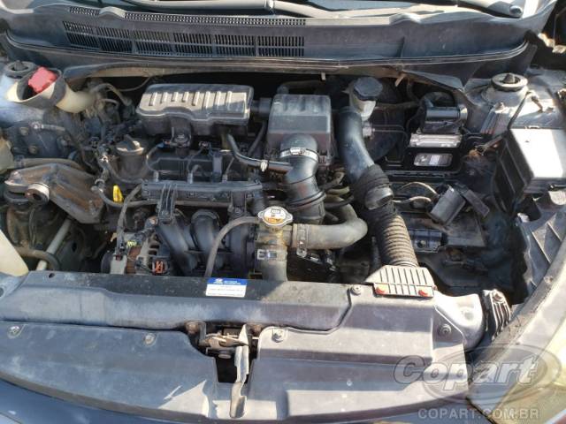 2015 HYUNDAI HB20S 