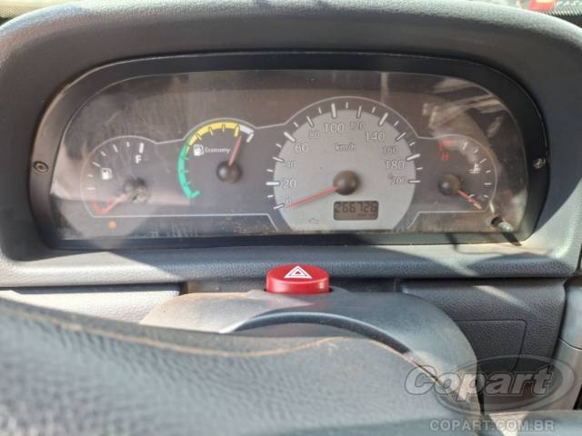 2013 FIAT UNO 