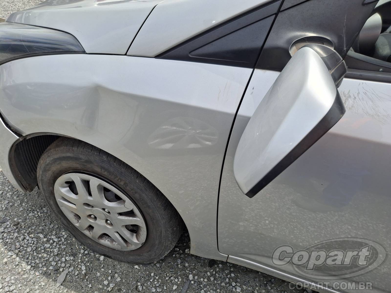 Foto 13 de 15: 2015 HYUNDAI HB20S