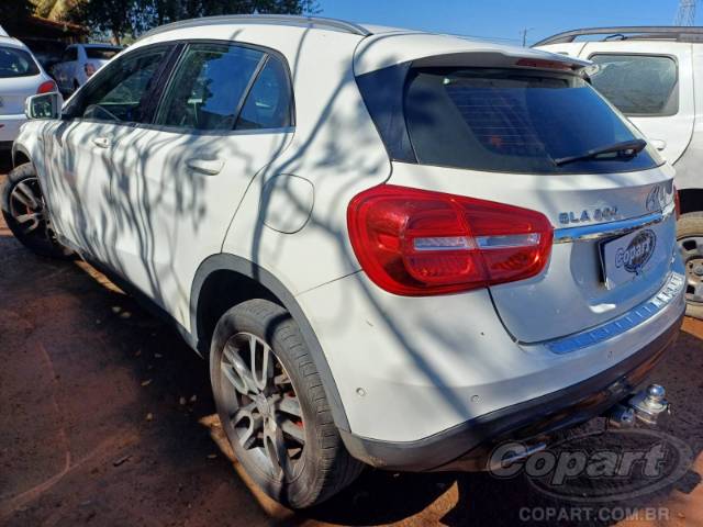 2016 MERCEDES BENZ GLA 