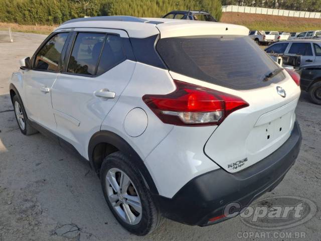 2018 NISSAN KICKS 