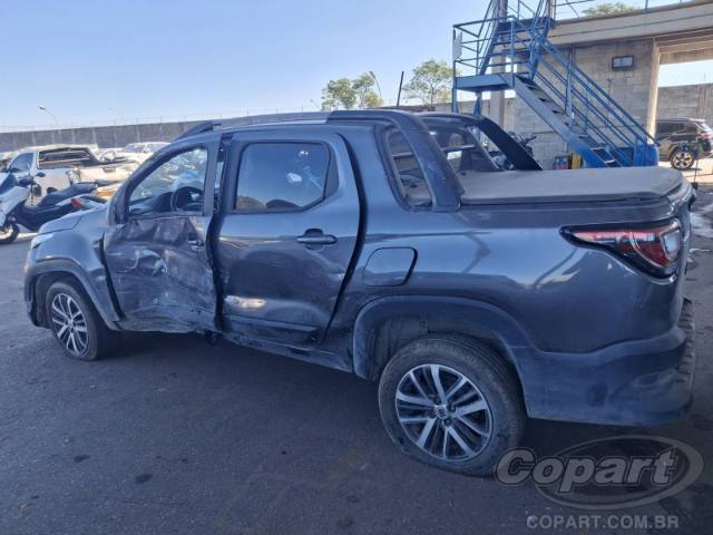 2024 FIAT STRADA CD 