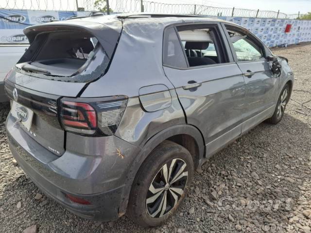 2021 VOLKSWAGEN T-CROSS 