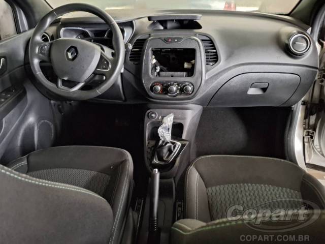 2021 RENAULT CAPTUR 