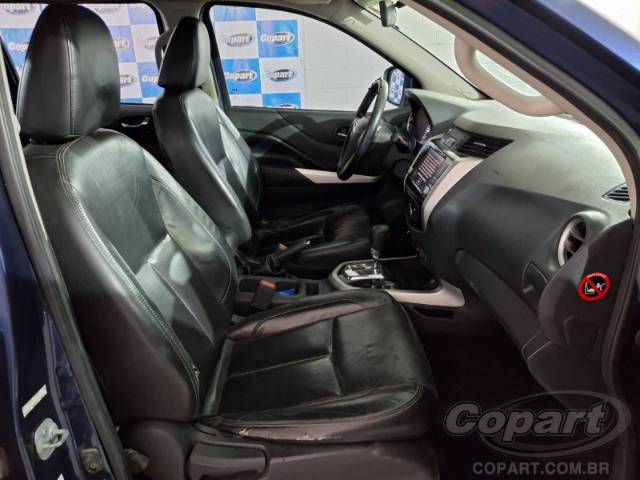 2021 NISSAN FRONTIER CD 