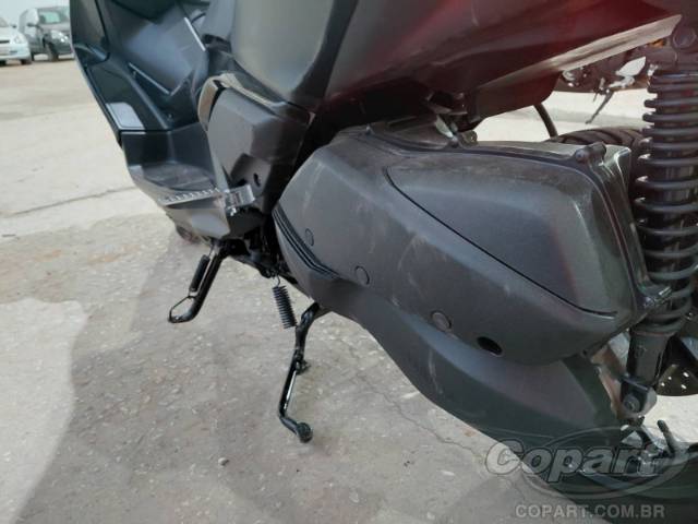 2025 YAMAHA XMAX 