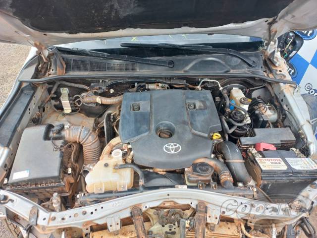 2025 TOYOTA HILUX CD 
