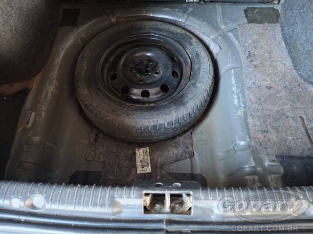 2010 FORD FIESTA SEDAN 