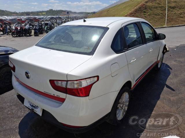 2016 FIAT GRAND SIENA 