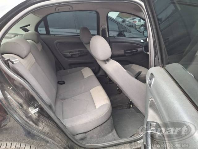 2010 VOLKSWAGEN VOYAGE 