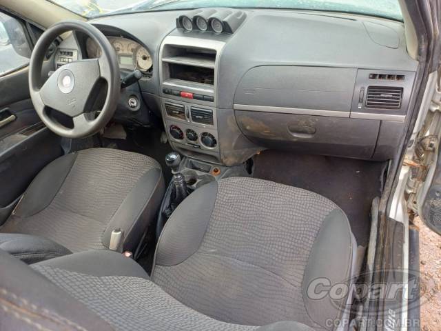 2011 FIAT STRADA 
