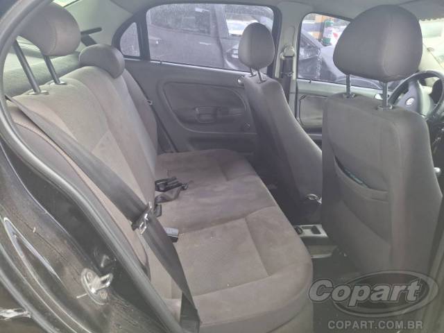 2010 VOLKSWAGEN VOYAGE 