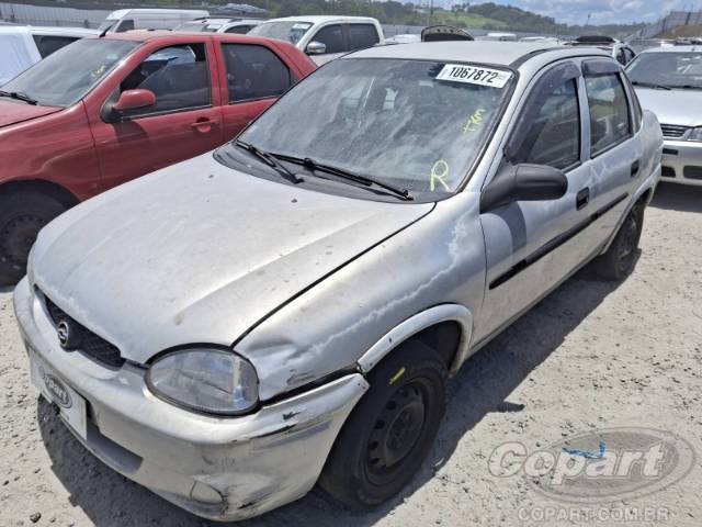 2000 CHEVROLET CORSA SEDAN 